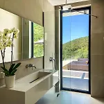 Scirocco Luxury & Villa *