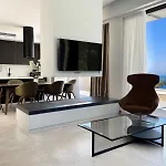 Scirocco Luxury & Vasiliki