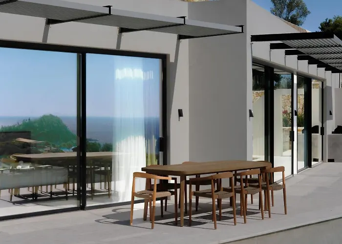 Scirocco Luxury & Villa Vasiliki