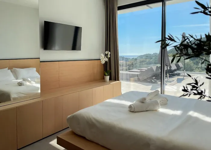 Scirocco Luxury & Vasiliki